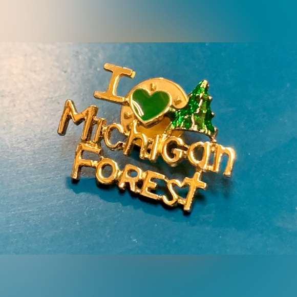 Vintage Jeweled Enamel Gold Tone Metal I HEART MICHIGAN FOREST Pin Brooch - Picture 6 of 12